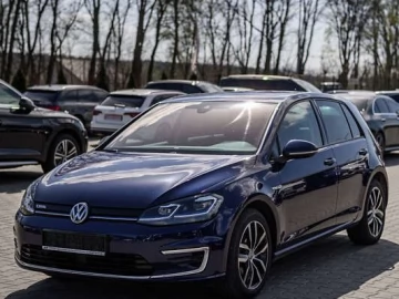 Авто Volkswagen E-Golf 2019 № 7654061