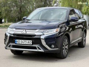 Авто Mitsubishi Outlander 2019 № 7654167