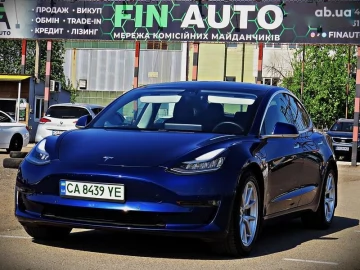 Авто Tesla Model 3 2019 № 7654207