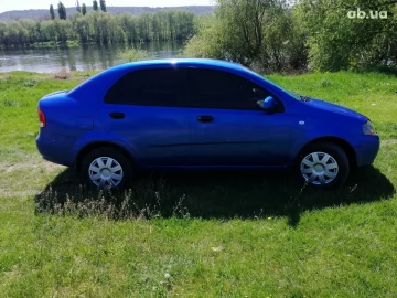 Авто Chevrolet Aveo 2006 № 7655085