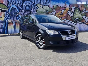 Авто Volkswagen Touran 2009 № 7663730