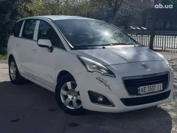 Авто Peugeot 5008 2016 № 7664074