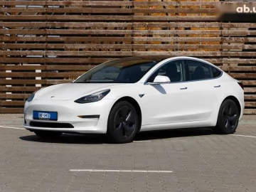 Авто Tesla Model 3 2019 № 7664201