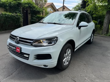 Авто Volkswagen Touareg 2014 № 7664791