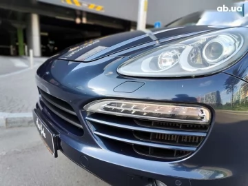 Авто Porsche Cayenne 2012 № 7664845
