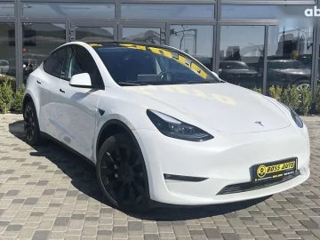 Авто Tesla Model Y 2023 № 7665927