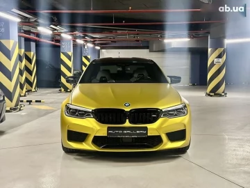 Авто BMW M5 2018 № 7666033