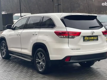 Авто Toyota Highlander 2018 № 7666969