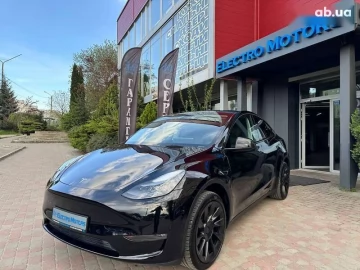 Авто Tesla Model Y 2023 № 7666996