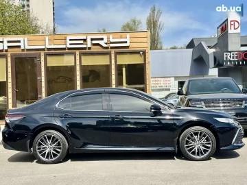 Авто Toyota Camry 2021 № 7667000