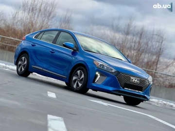 Авто Hyundai Ioniq 2017 № 7667857