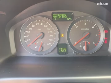 Авто Volvo V50 2011 № 7689386