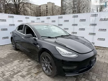 Авто Tesla Model 3 2018 № 7691415