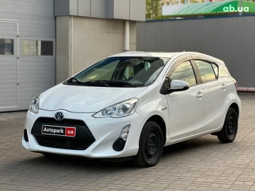 Авто Toyota Aqua 2015 № 7691441