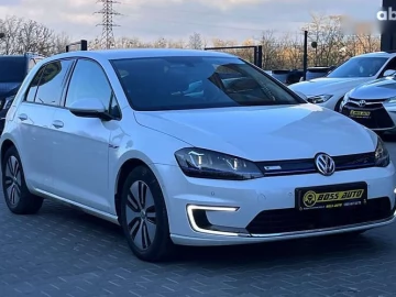 Авто Volkswagen E-Golf 2015 № 7691483
