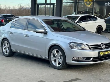 Авто Volkswagen Passat 2013 № 7692153