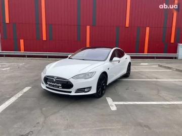 Авто Tesla Model S 2013 № 7692157