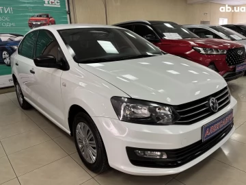 Авто Volkswagen Polo 2017 № 7693014