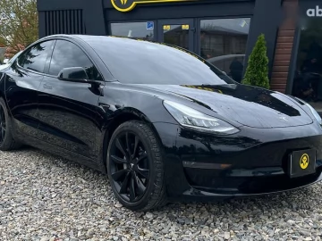 Авто Tesla Model 3 2019 № 7693882