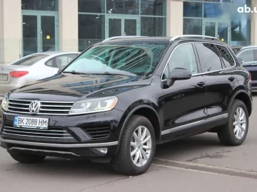 Авто Volkswagen Touareg 2015 № 7694241