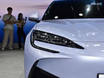 Авто BYD Sea Lion 7 2024 № 7695073
