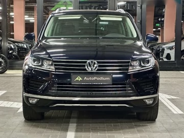 Авто Volkswagen Touareg 2015 № 7695093