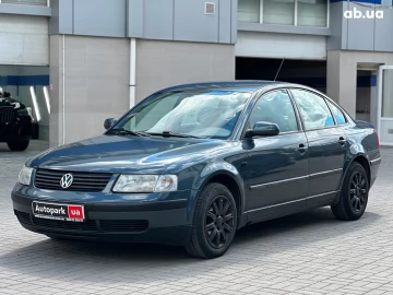 Авто Volkswagen Passat 2000 № 7696706