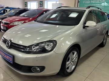 Авто Volkswagen Golf 2010 № 7702512