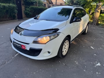 Авто Renault Megane 2012 № 7710020
