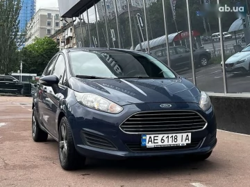 Авто Ford Fiesta 2015 № 7726487