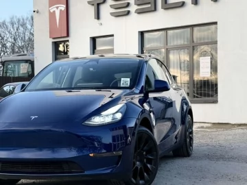 Авто Tesla Model Y 2024 № 7729713