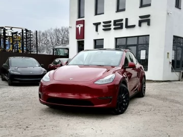 Авто Tesla Model Y 2024 № 7729736
