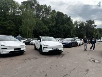 Авто Tesla Model Y 2025 № 7729760