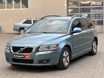 Авто Volvo V50 2010 № 7731427