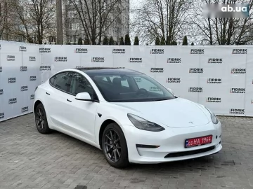 Авто Tesla Model 3 2023 № 7732539