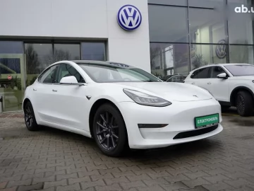 Авто Tesla Model 3 2018 № 7732552