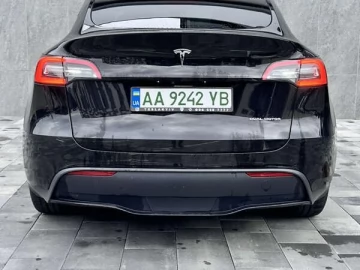 Авто Tesla Model Y 2021 № 7733014