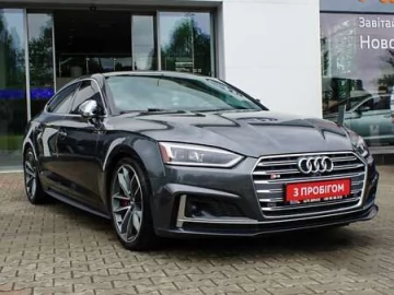 Авто Audi S5 2018 № 7733075