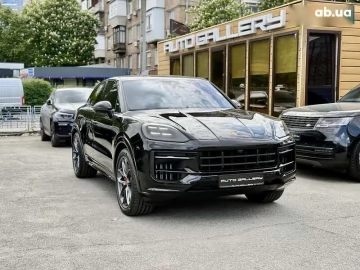 Авто Porsche Cayenne 2024 № 7733937