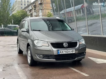 Авто Volkswagen Touran 2008 № 7734711