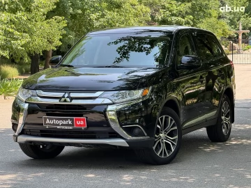 Авто Mitsubishi Outlander 2018 № 7735170