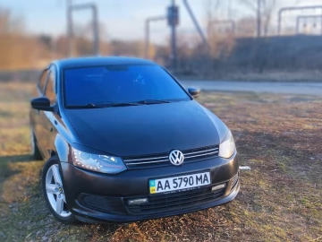 Авто Volkswagen Polo Sedan 2012 № 7739217