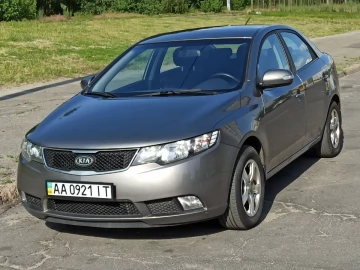 Авто KIA Cerato 2009 № 7740018