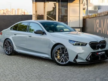 Авто BMW M5 2025 № 7752364