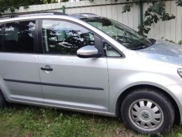 Авто Volkswagen Touran 2010 № 7758213