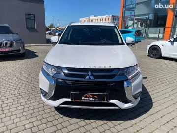 Авто Mitsubishi Outlander 2018 № 7760422