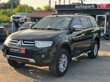 Авто Mitsubishi Pajero 2015 № 7760442
