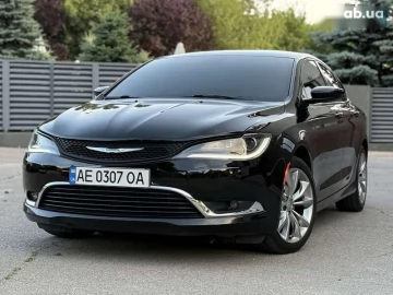 Авто Chrysler 200 2015 № 7766679
