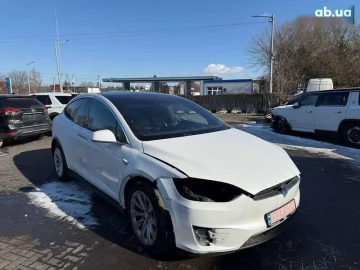 Авто Tesla Model X 2018 № 7766734