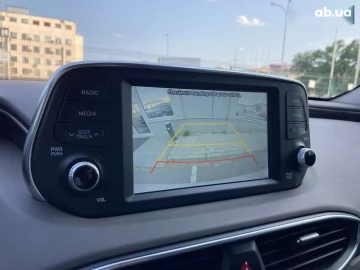 Авто Hyundai Santa Fe 2019 № 7766750